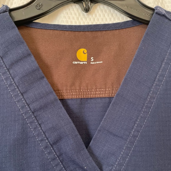 Carhartt Navy Blue V Neck Pocket Ripstop Yoke Scrub Top Size Small - Picture 5 of 9